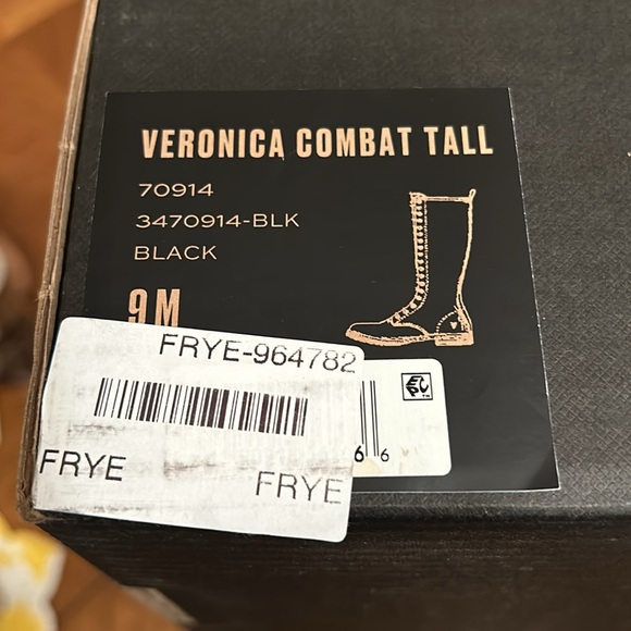 Frye Veronica Combat Tall Lace Up boots, Black, Size 9. BRAND NEW, IN BOX. - Picture 12 of 12